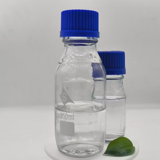 Free Sample White Mineral Oil, Light Liquid Paraffin, Cosmetic Grade White Oil with Competitive Price